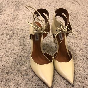 Steve Madden White Leather Pumps